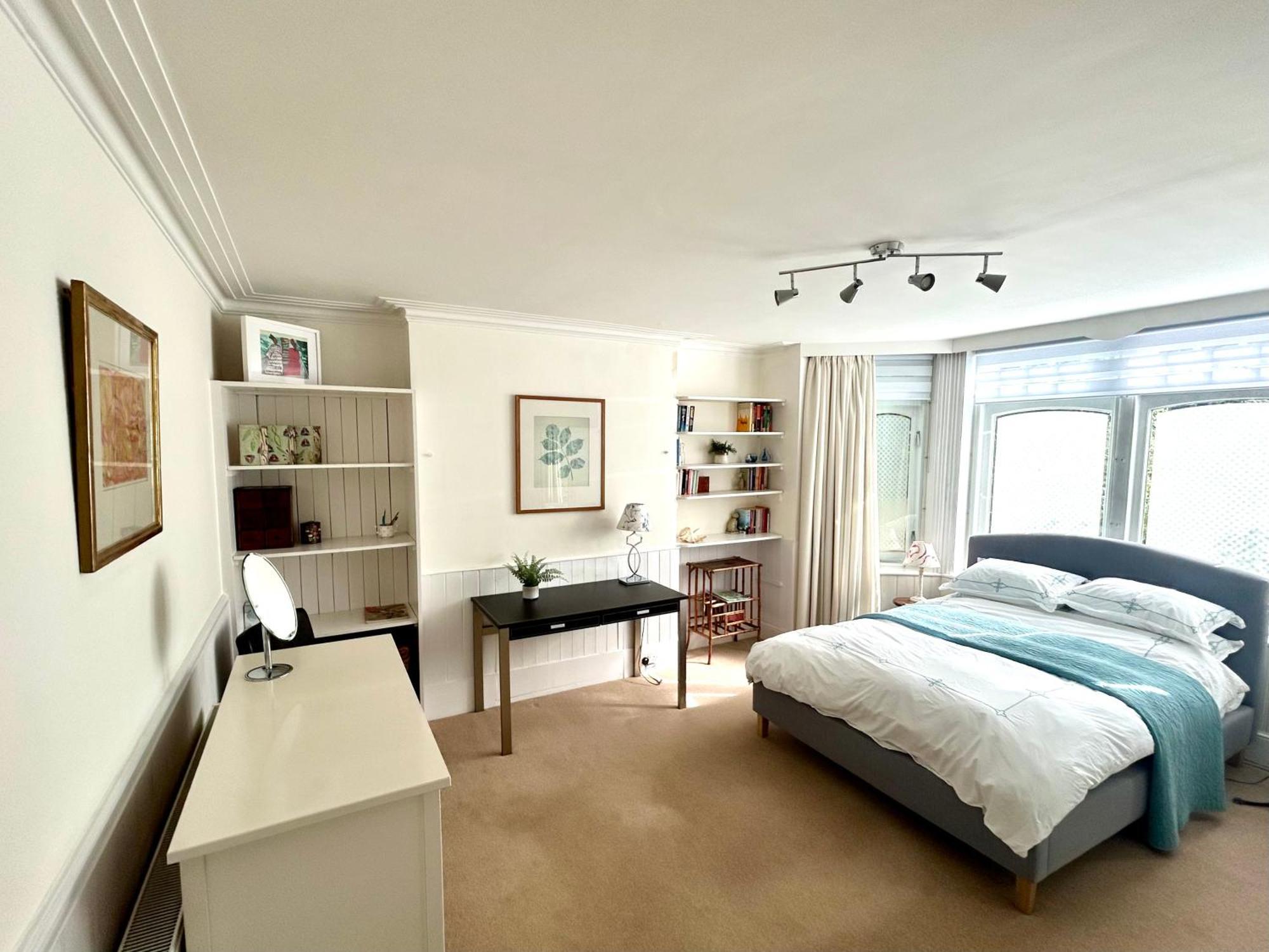 Spacious Comfortable Flat With Free Parking In East Finchley, Muswell Hill & Close To Alexandra Palace Лондон Екстериор снимка